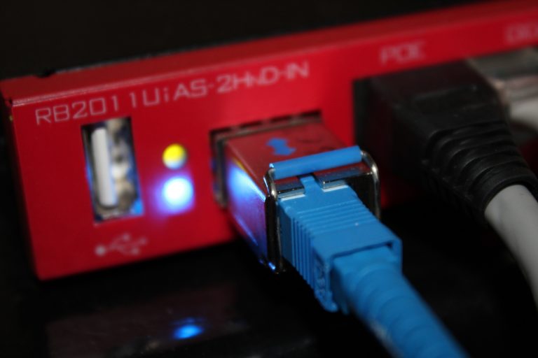 Modem ou routeur comprendre leurs différences en 4 questions EBOX