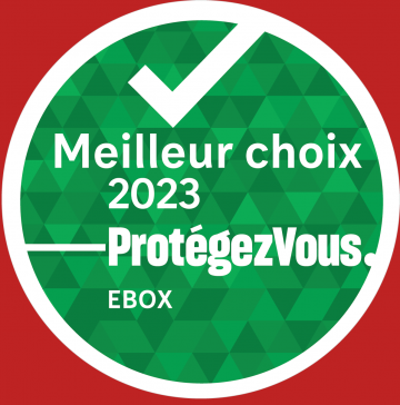 Sceau circulaire vert avec crochet et bordure blanche sur fond rouge. Le texte dans le sceau est Meilleur choix 2023 Protégez-Vous EBOX
